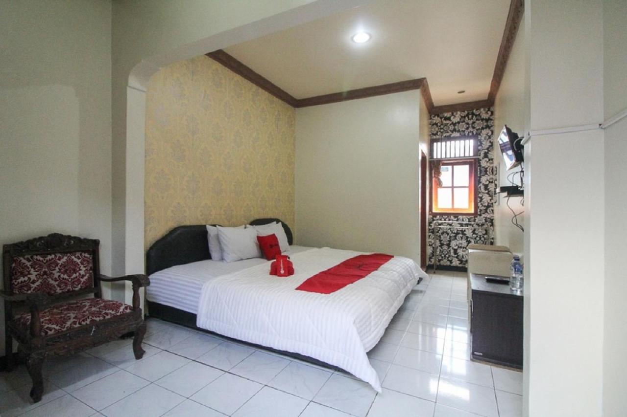 Reddoorz Near Sarangan Lake Magetan Exterior foto