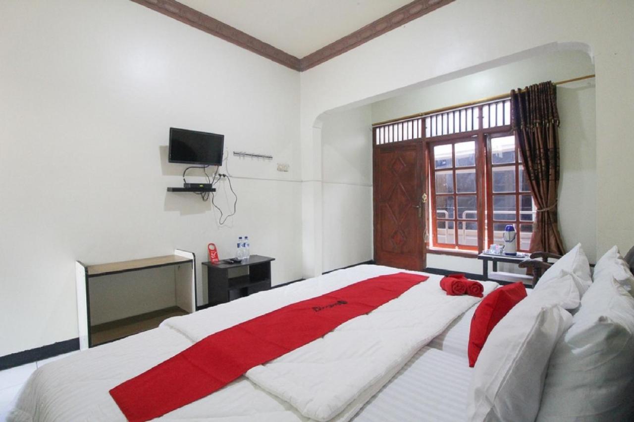 Reddoorz Near Sarangan Lake Magetan Exterior foto